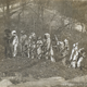 Imagen para el artículo titulado Por qué había mujeres fingiendo ser rocas y árboles en los parques de Nueva York durante la WW1